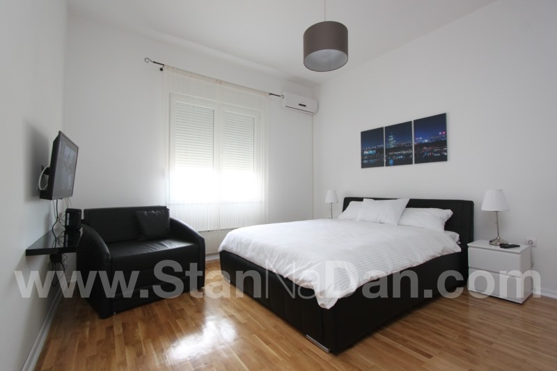 CODE « Stan Na Dan Beograd