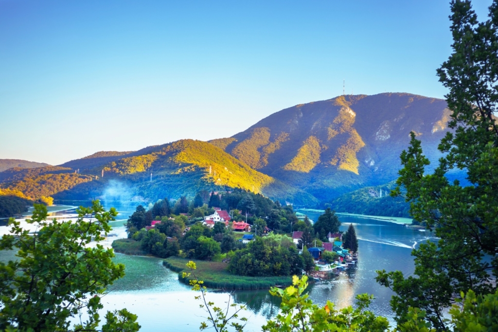 Šumadija and central Serbia — Serbian Wine Regions: Grapes, Varieties & Traditional Wines